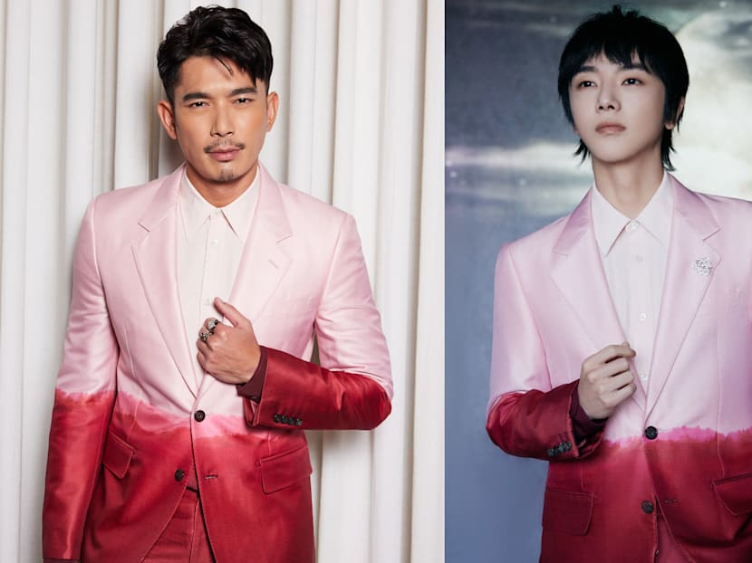 Elvin Ng&rsquo;s SA2021 &lsquo;Bandung&rsquo; Suit Makes A Comeback On Chinese Singer Hua Chenyu At The Mid-Autumn Festival Concert