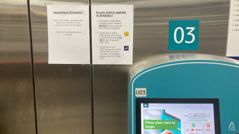Commuters run into problems upgrading EZ-Link cards amid complaints over switch to SimplyGo
