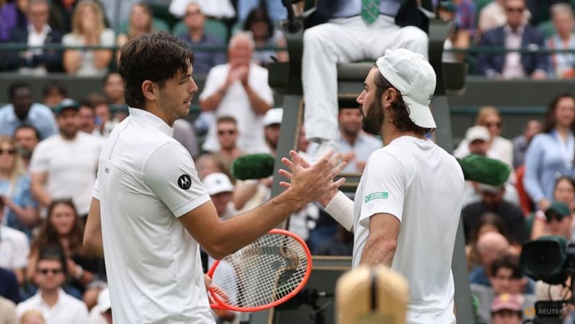 Fritz through to Wimbledon quarter-finals after injured Thompson retires