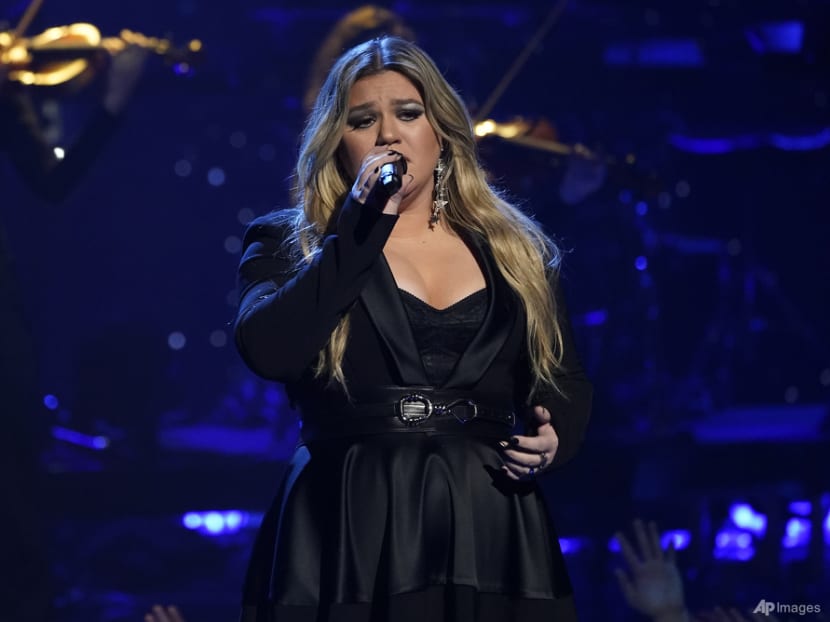Kelly Clarkson responds to report accusing her daytime talk show of being a toxic workplace Kelly Clarkson responds to report accusing her daytime talk show of being a toxic workplace