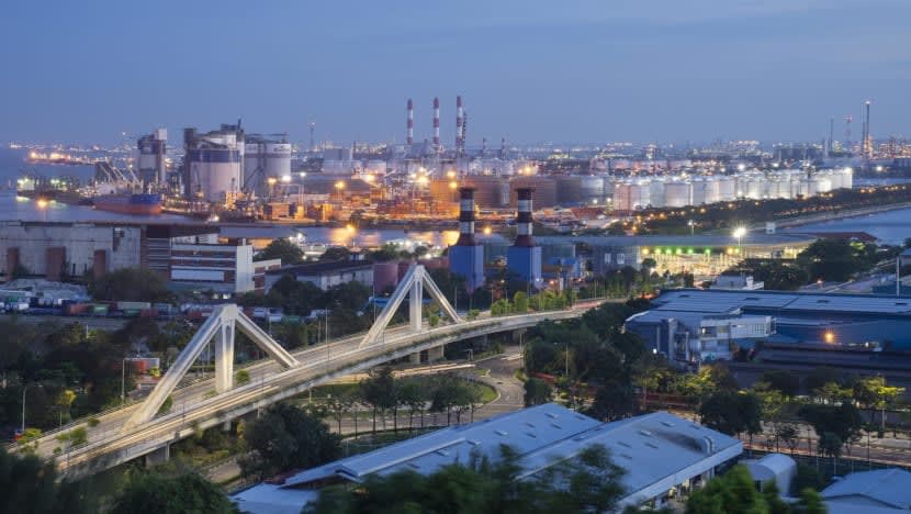 Kontrak harga tetap elektrik  ditawarkan buat syarikat S'pura di tengah kekurangan bekalan tenaga global