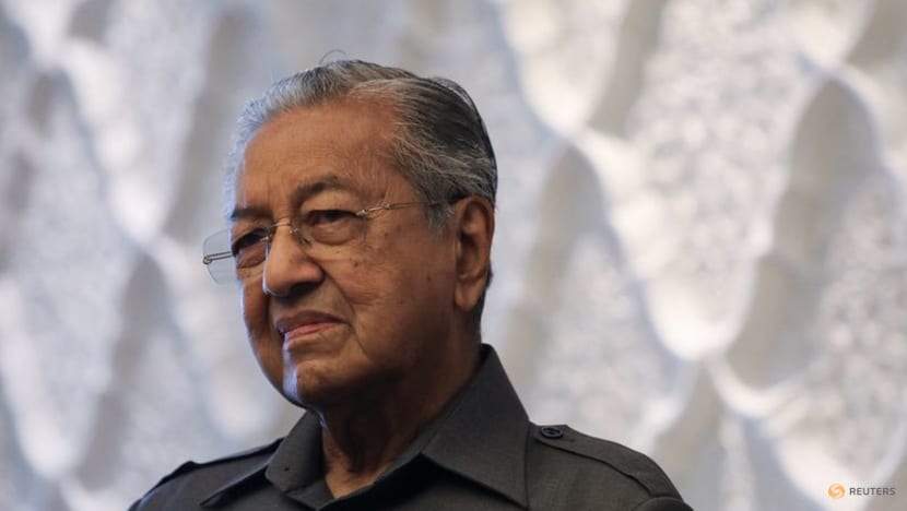 Former Malaysian PM Mahathir Mohamad still receiving treatment in hospital and has interacted with family, says daughter Former Malaysian PM Mahathir Mohamad still receiving treatment in hospital and has interacted with family, says daughter