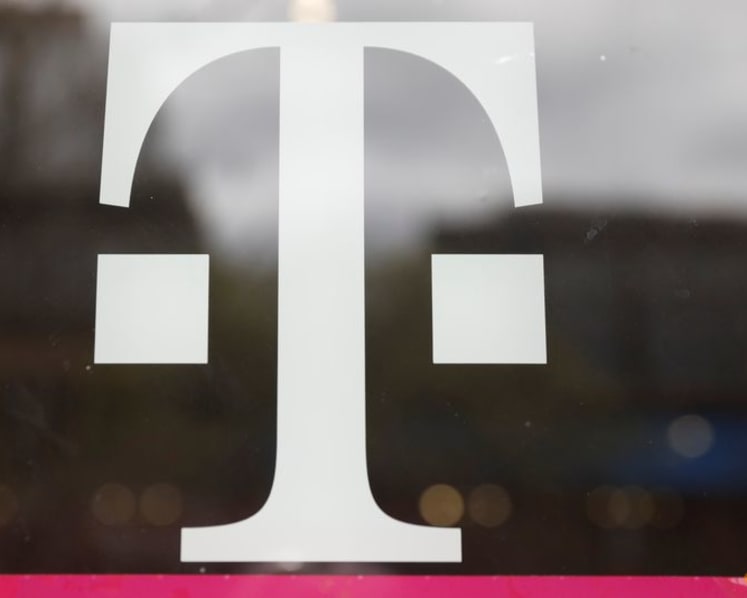 Verizon Wireless sues T-Mobile, alleges false advertising
