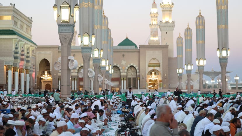 Arab Saudi tingkatkan khidmat bagi warga emas, golongan kurang upaya di Masjid Nabawi Arab Saudi tingkatkan khidmat bagi warga emas, golongan kurang upaya di Masjid Nabawi