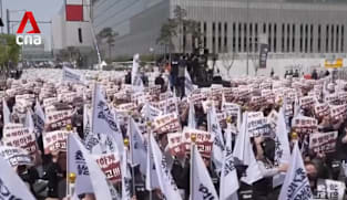 Samsung shareholders group threatens legal action over pay deal with workers 