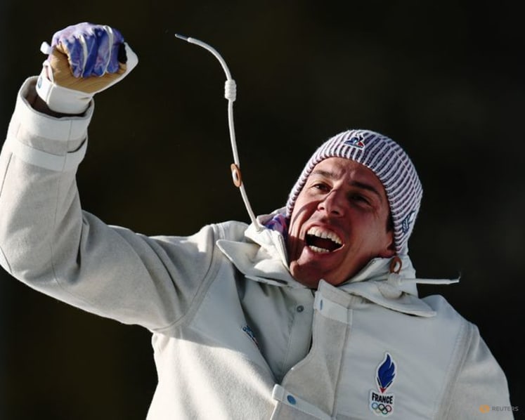 Biathlon-Fillon Maillet storms to gold for France in 'perfect race'