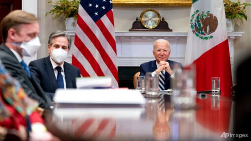 US downplays possibility of sharing COVID-19 vaccines with Mexico