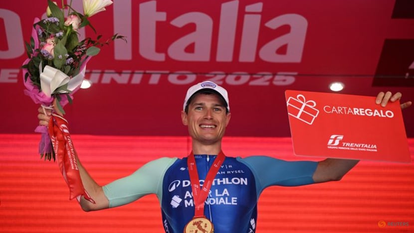 Prodhomme solos to Giro stage 19 win in mountains, Del Toro extends overall lead