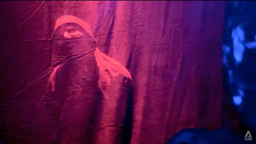 Commentary: Why do we pay to scare ourselves for fun in haunted houses during Halloween? Commentary: Why do we pay to scare ourselves for fun in haunted houses during Halloween?