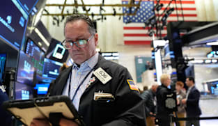 Stocks up, oil down over week on guarded optimism for Iran