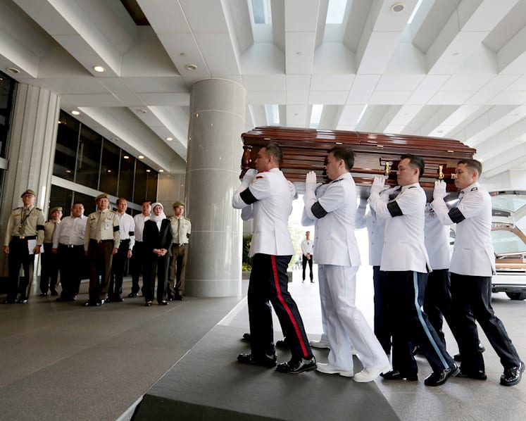 Thousands bid a final farewell to Nathan at Parliament House