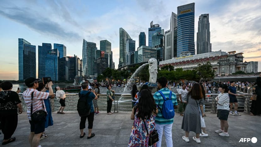 COVID-19 wave subsiding, infections and hospitalisations decline: Ong Ye Kung COVID-19 wave subsiding, infections and hospitalisations decline: Ong Ye Kung