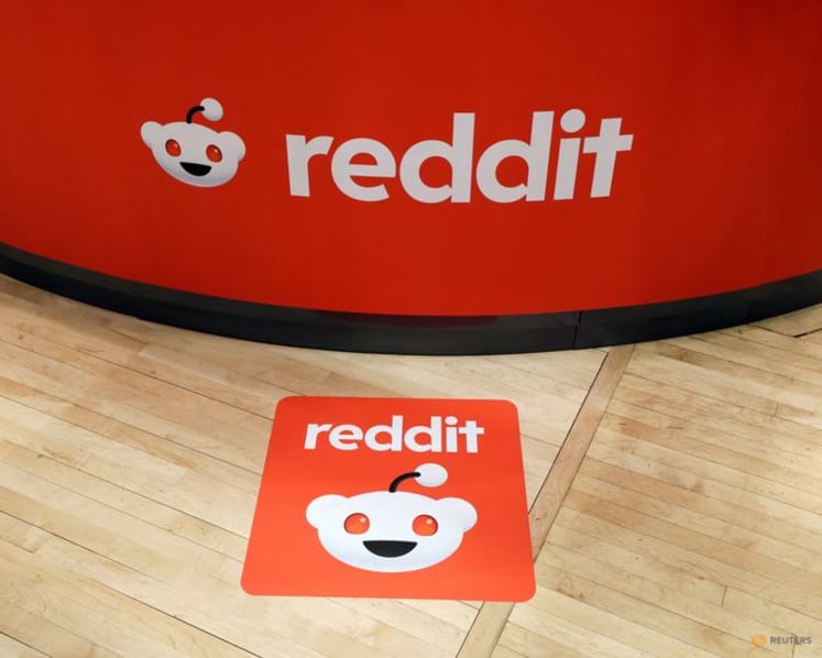 Reddit back up after brief outage, Downdetector shows