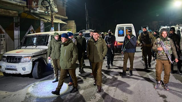 克什米尔地区警察局发生爆炸 至少7死27伤