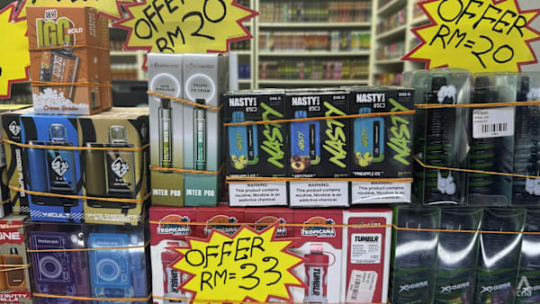 Missed the boat'?: Malaysia ready to reconsider total vape ban, but 'lacks  political will', say experts - CNA