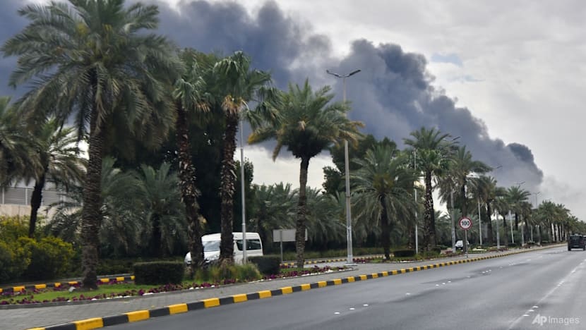 Iran hits Gulf states after agreeing to 'fragile' truce with US