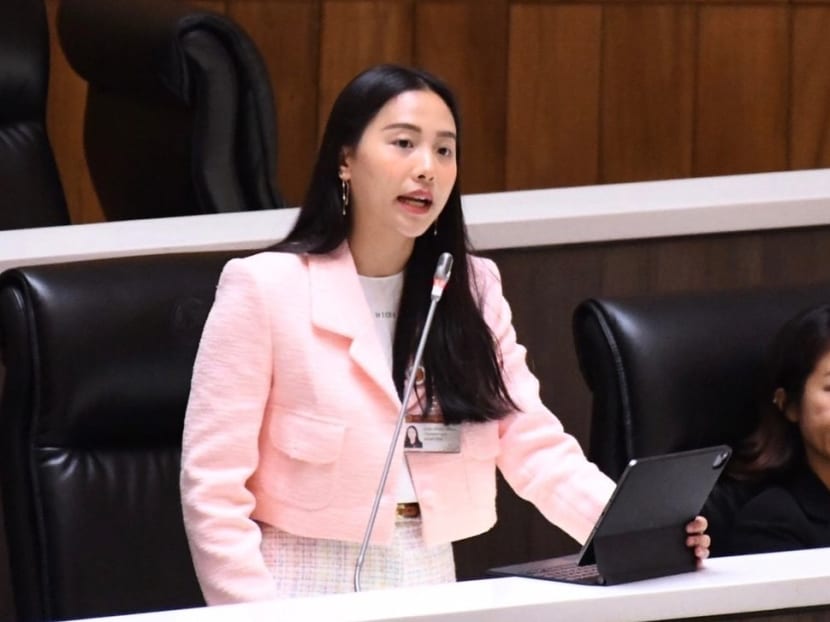 Thai MP gets 6 years' jail for insulting monarchy 