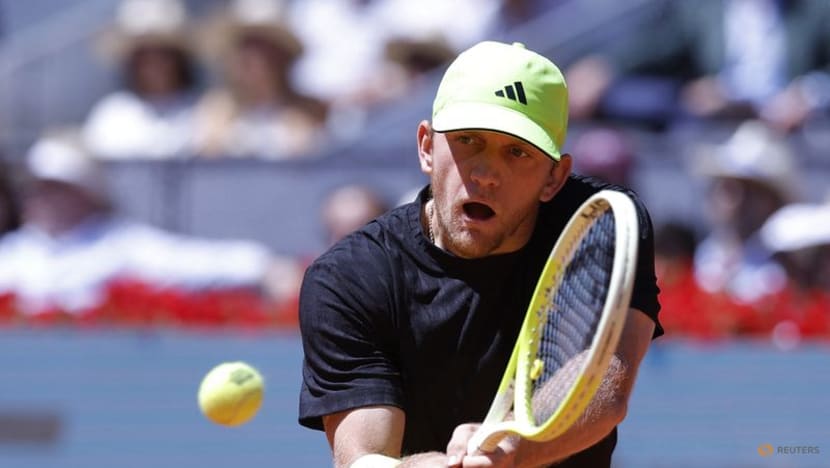The camera never lies: electronic line calls in focus again as Zverev takes photo of ball mark