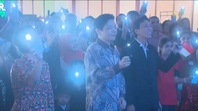 黄总理在新德里与约200名国人见面 并与印度部长交流