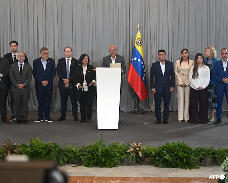 Venezuela government, opposition wrap up round of post-Maduro talks
