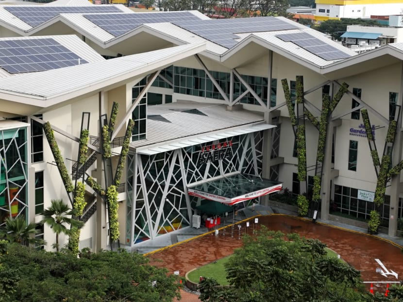 As of March 8, 2020, there are 30 people who attended a dinner at Safra Jurong and have tested positive for Covid-19, making it the largest cluster of infections in Singapore.