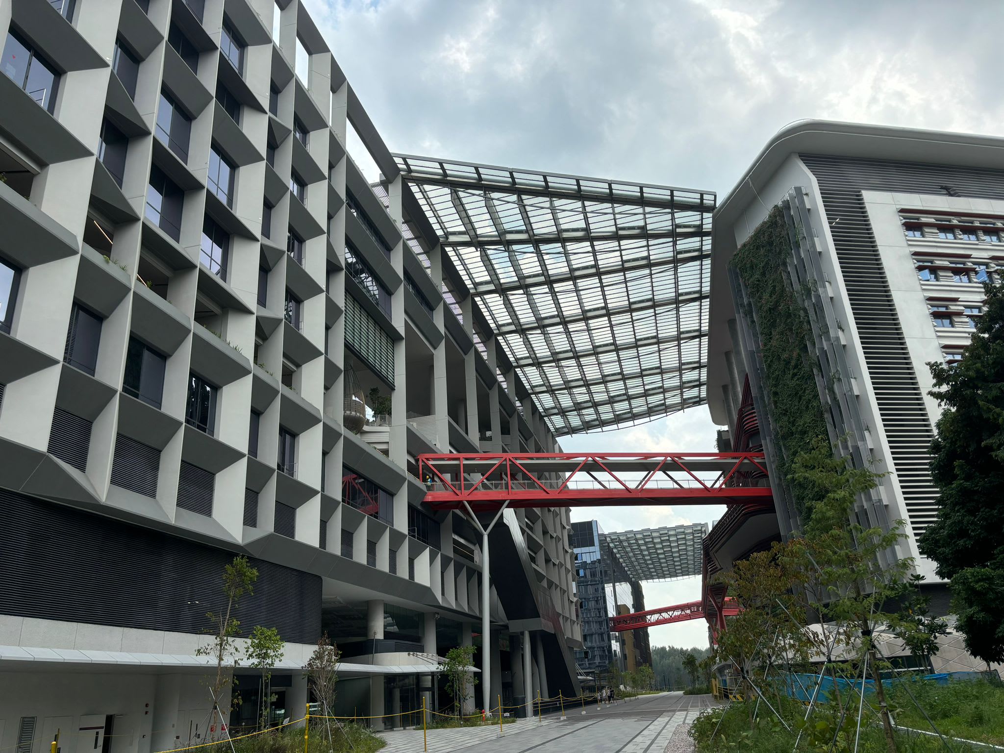 裕廊集团委任两公司于榜鹅数码园区设计本地首个区域智能电网- 8world