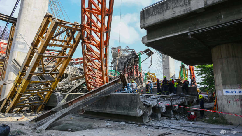 Expressway bridge under construction in Bangkok collapses, killing at least 5 people Expressway bridge under construction in Bangkok collapses, killing at least 5 people