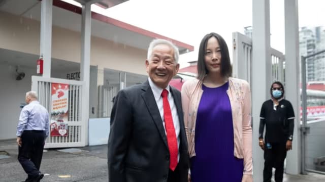 【新闻人物】刘以真——准总统候选人黄国松身旁的女人