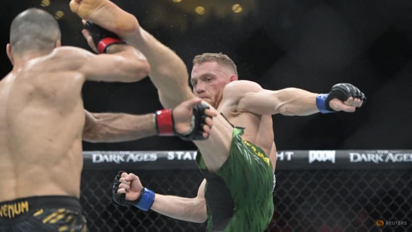 Australian Della Maddalena dethrones welterweight champ Muhammad at UFC 315 Australian Della Maddalena dethrones welterweight champ Muhammad at UFC 315