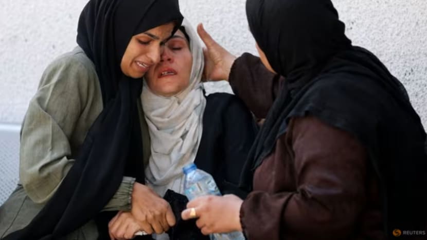 17 maut dalam serangan Israel berhampiran tapak bantuan Gaza 17 maut dalam serangan Israel berhampiran tapak bantuan Gaza