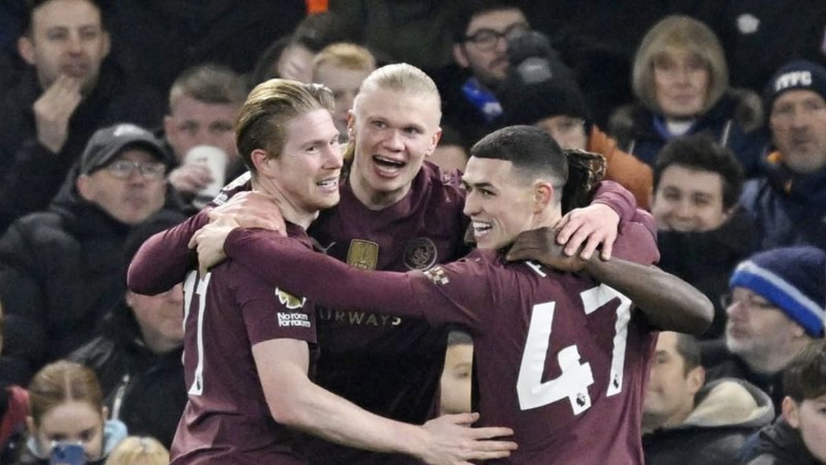 Man City back in top four after 6-0 drubbing of Ipswich thumbnail