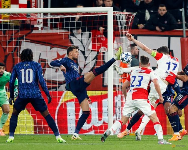 Arsenal beat Slavia 3-0 to go eight games in a row without conceding