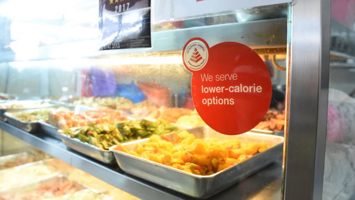 HPB pushing for more healthy hawker food options by 2019 - CNA
