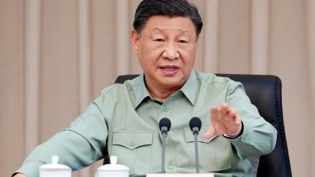 习近平致电总统尚达曼 祝贺他就任