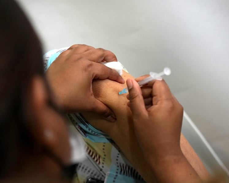 129 ‘adverse events’ reported among those aged 12 to 18; comprising 0.06% of Covid-19 vaccine doses given: HSA