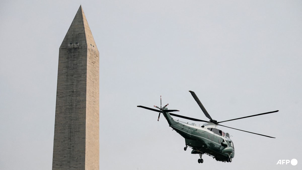 Marine One helicopter crew failed to reach air traffic control before safety incident, report says