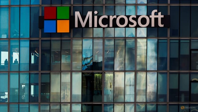 Microsoft data center leases slowing, analysts say, raising investor attention