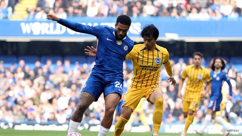Welbeck scores twice for Brighton to stun Chelsea 3-1