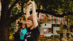 Related article image