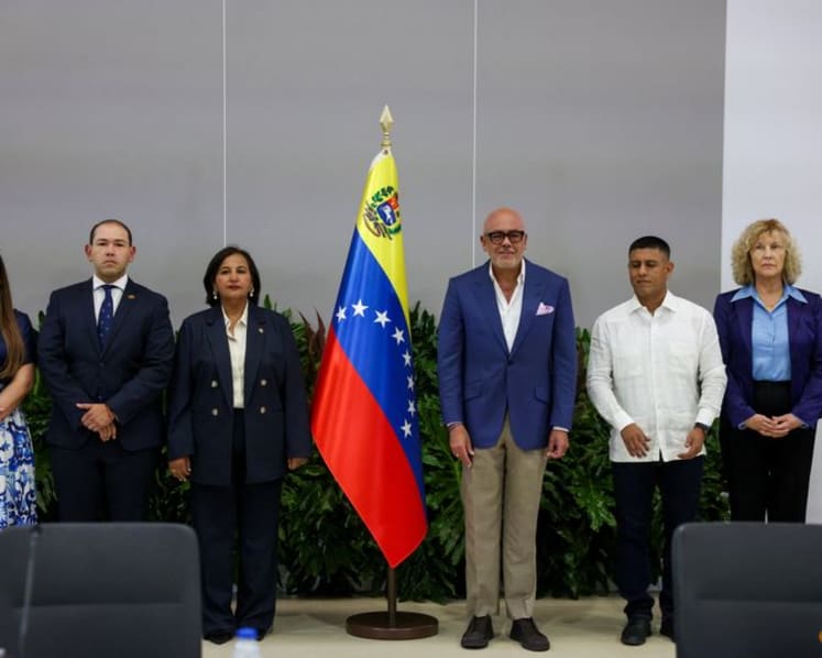 Venezuela's political transition talks wrap first day in Caracas