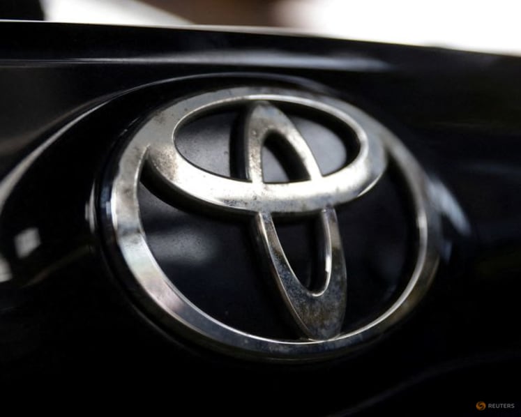 Toyota extends bid for group forklift maker after Elliott's opposition