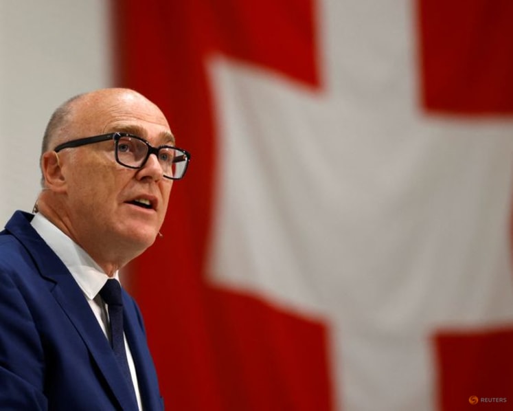 Switzerland says cancelling US Patriot missile system order an option