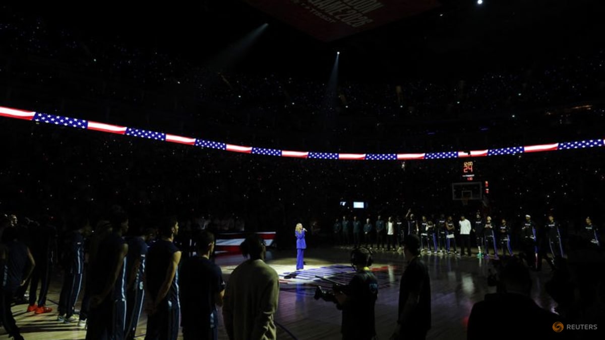 Heckler interrupts US anthem at NBA London game with Greenland protest