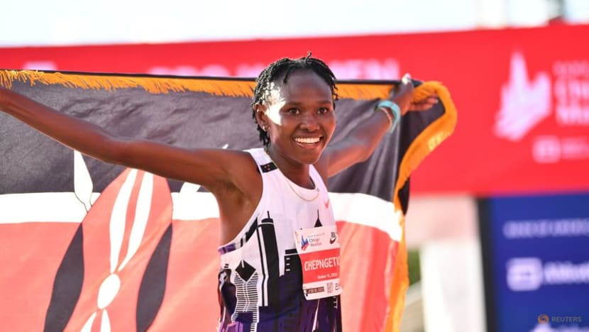Kenya's Chepngetich smashes women's marathon world record Kenya's Chepngetich smashes women's marathon world record
