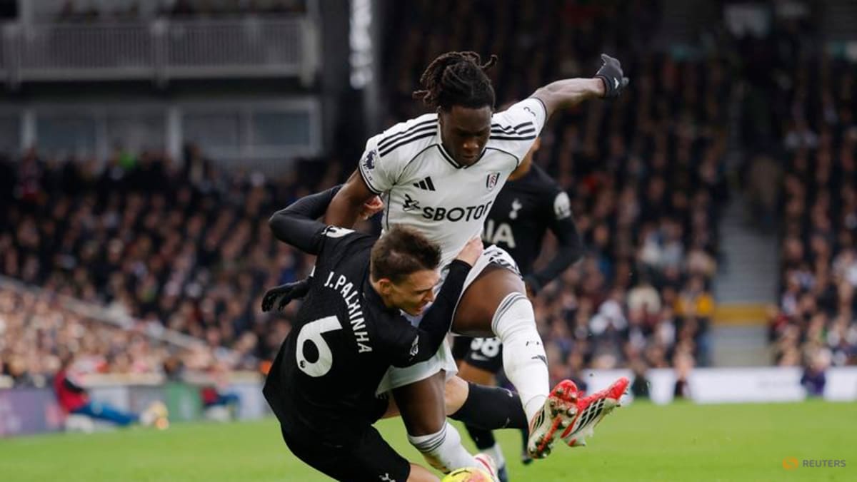 Struggling Spurs lose 2-1 at Fulham