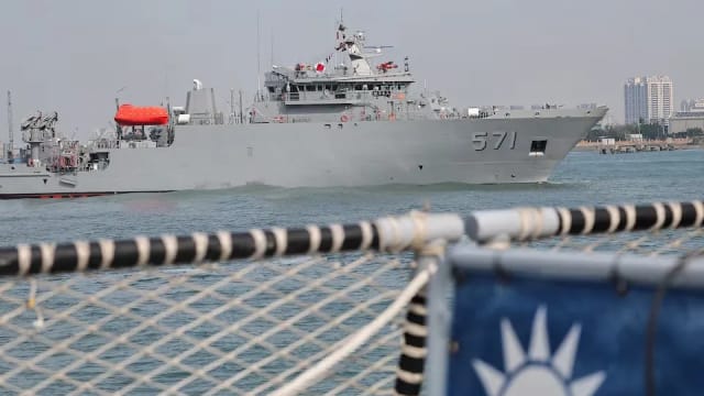 台军：截至清晨6点 侦测到45架次中国大陆军机和14艘次战舰