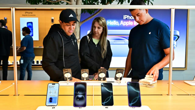 新款iPhone助力苹果季度业绩超预期