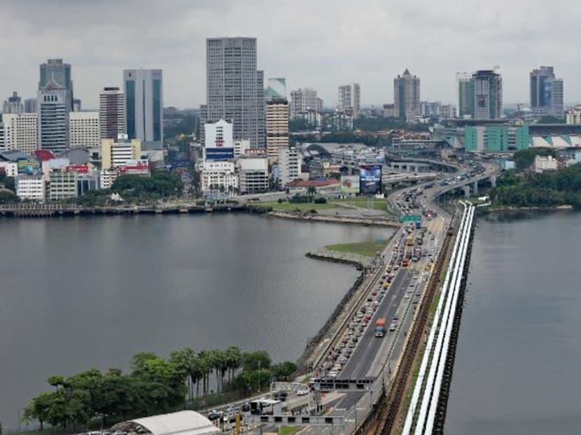 FAQ: What you need to know before crossing the Singapore-Malaysia land border from Apr 1 FAQ: What you need to know before crossing the Singapore-Malaysia land border from Apr 1