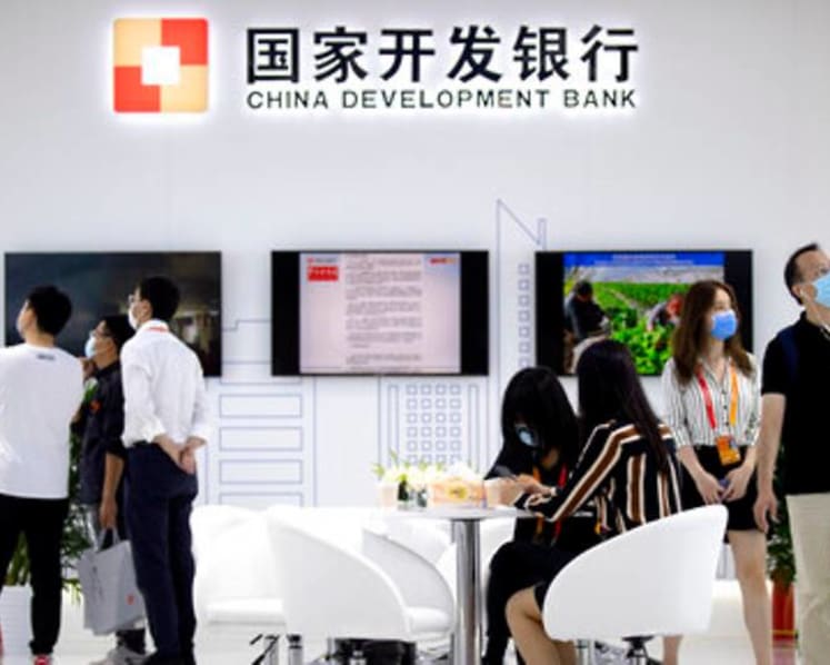Head of Chinese bank behind foreign building spree jailed