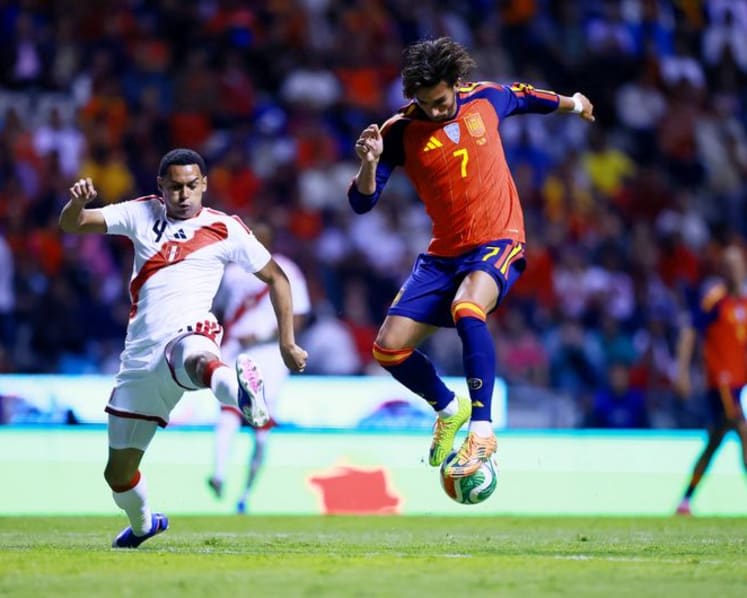 Spain beat Peru 3-1 in friendly as World Cup fever grips Puebla